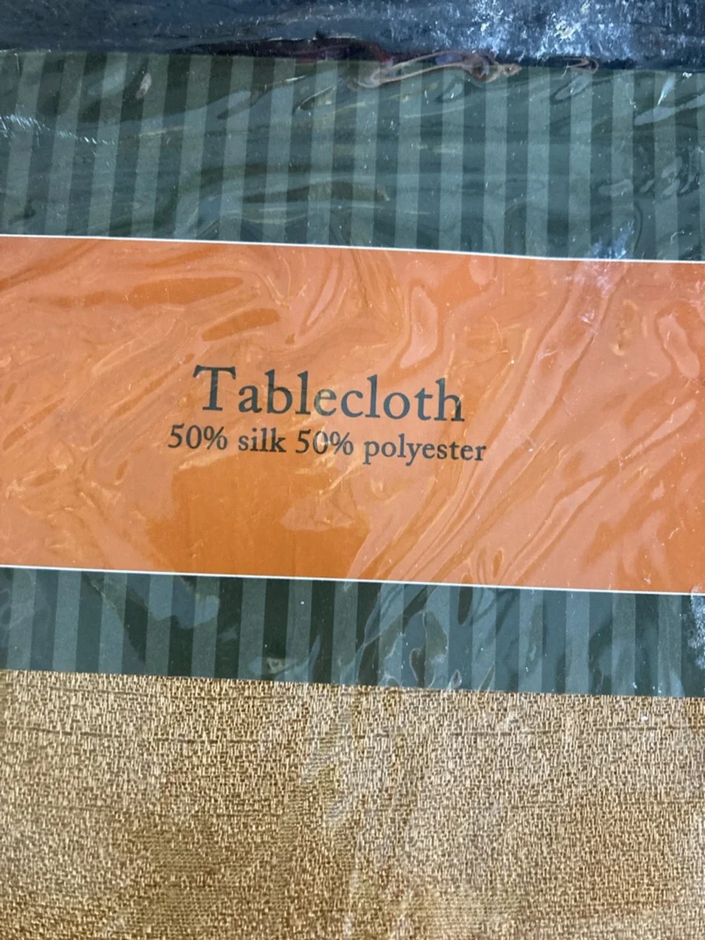 New round Vintage 50% silk 50% polyester gold leaves  Table cloth 60 x 84 oval